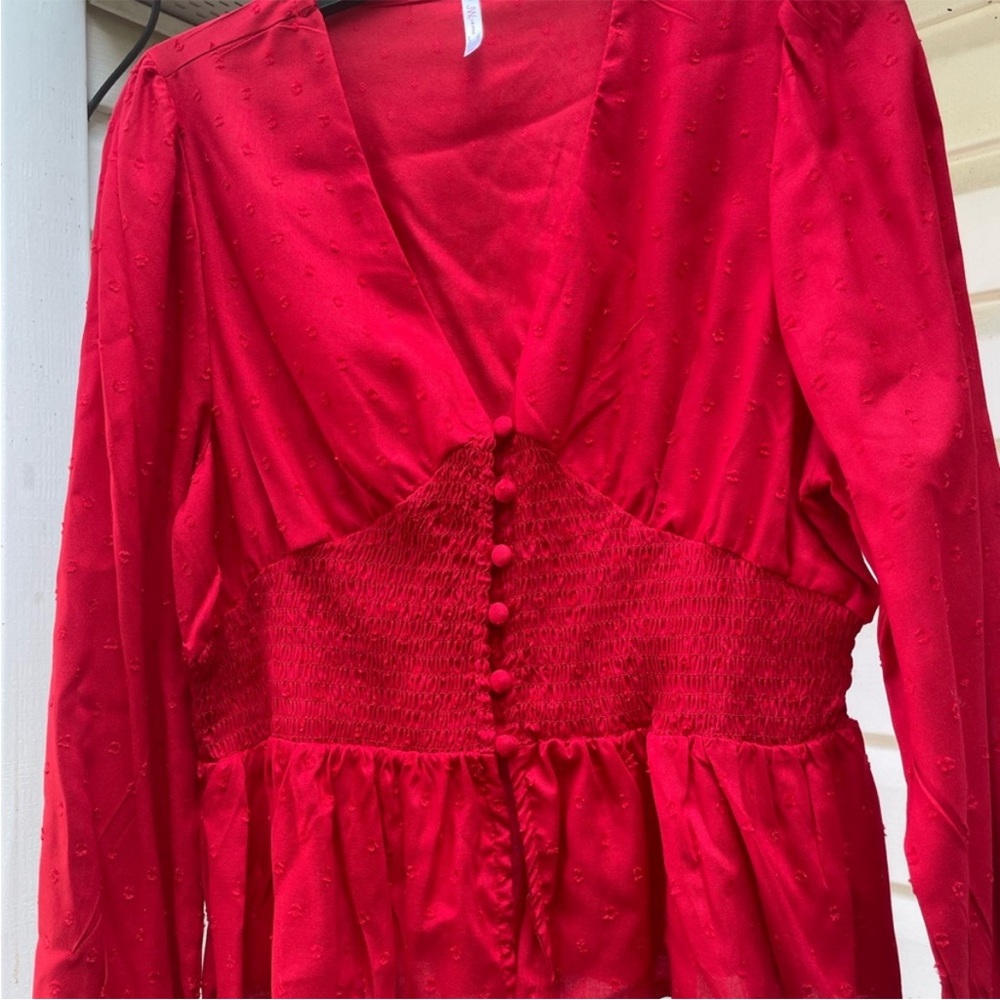 Chic Lipstick Red Button-Down Women's Top/Blouse Size L